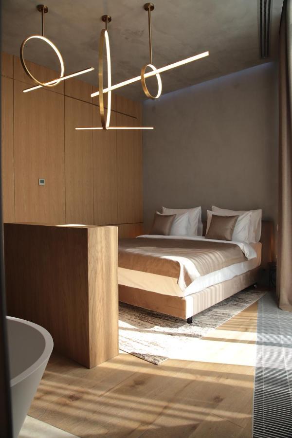The Veil Hotel Астана Экстерьер фото A bedroom at the hotel